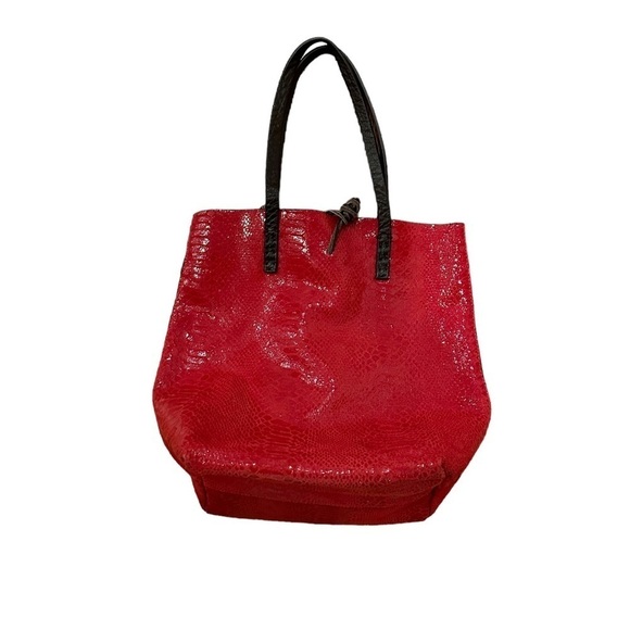 Authentic Marni Red Snakeskin Leather Tote with Zippered Pouch - Picture 4 of 15